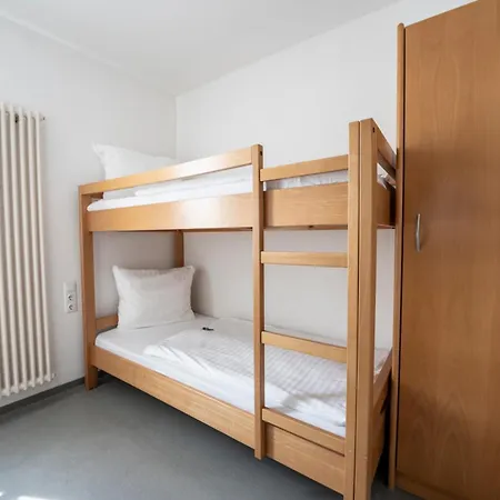 Rugener Ferienhauser Am Hochufer Aparthotel 3*