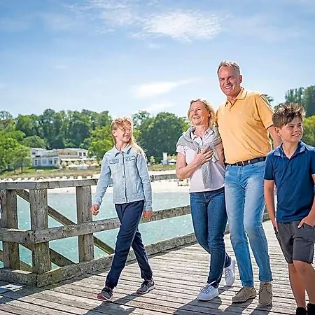 Aparthotel Ruegener Ferienhaeuser Am Hochufer