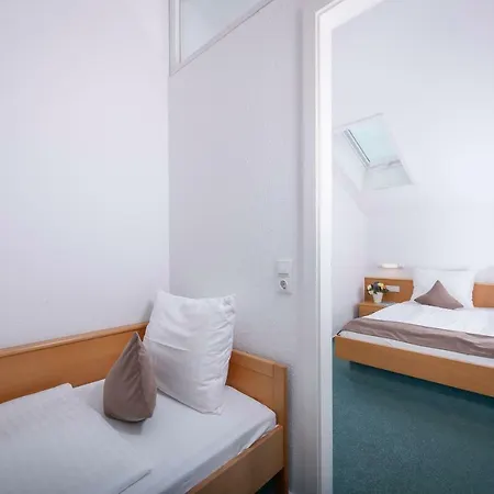 Rugener Ferienhauser Am Hochufer Aparthotel Goehren (Ruegen)