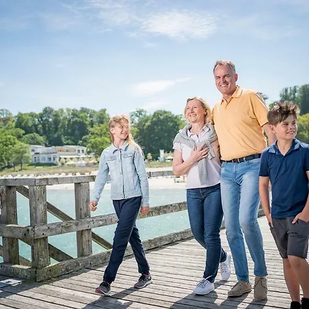 شقة فندقية Ruegener Ferienhaeuser Am Hochufer 3*