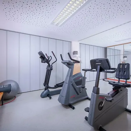 Ruegener Ferienhaeuser Am Hochufer Lägenhetshotell 3*