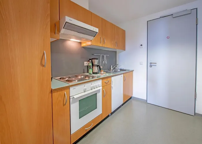 Ruegener Ferienhaeuser Am Hochufer Aparthotel Goehren (Ruegen)