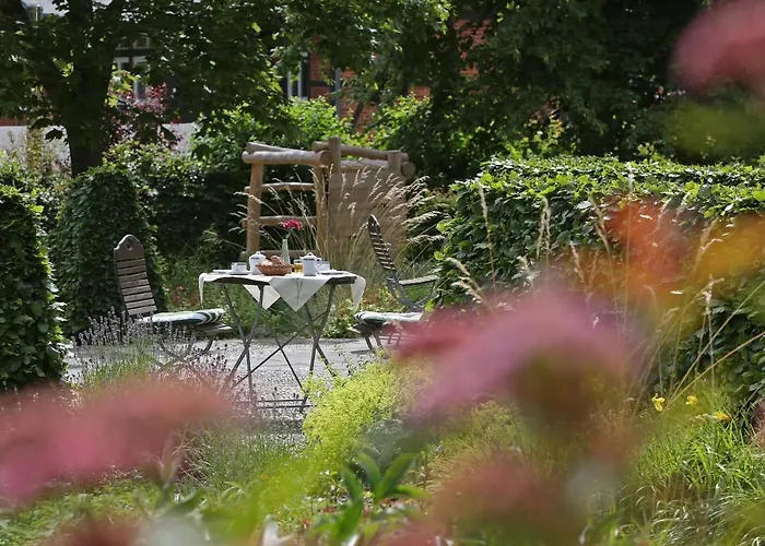 Aparthotel Ruegener Ferienhaeuser Am Hochufer 3*